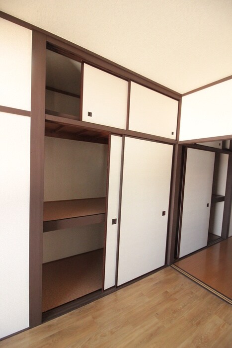 物件内観写真13　(収納)