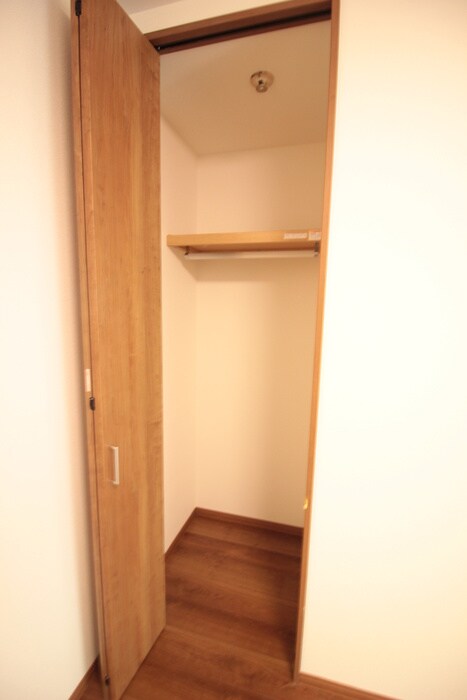 物件内観写真22　(収納)
