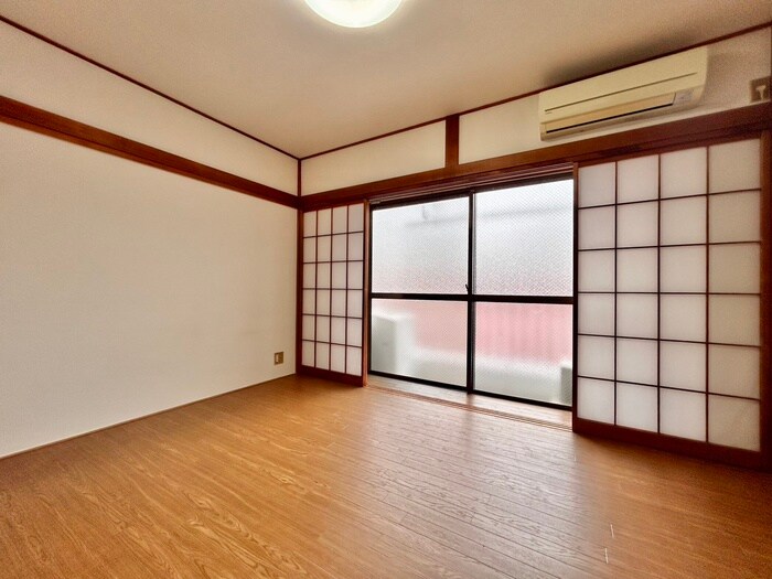 物件内観写真7　(居室)