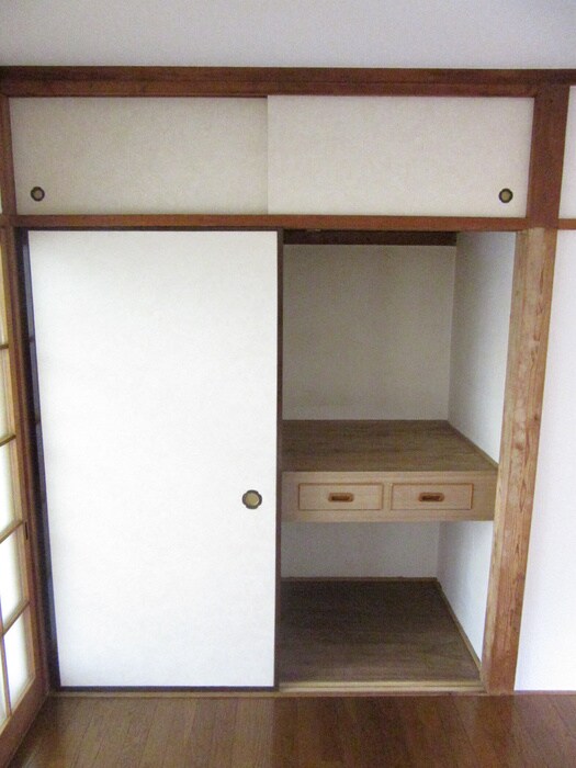 物件内観写真13　(収納)