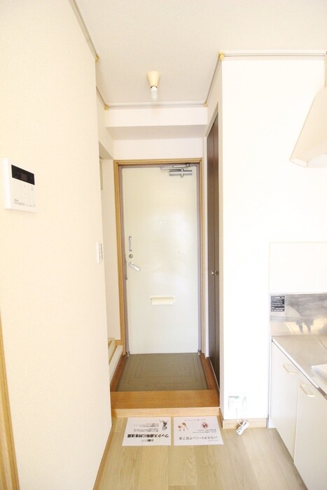 物件内観写真18　(廊下)