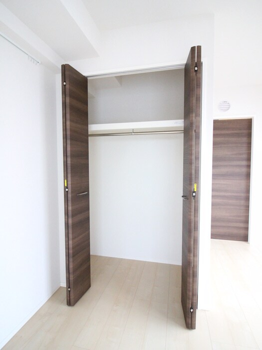 物件内観写真13　(収納)