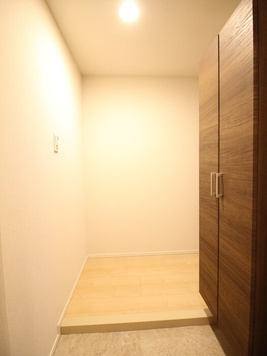 物件内観写真19　(廊下)