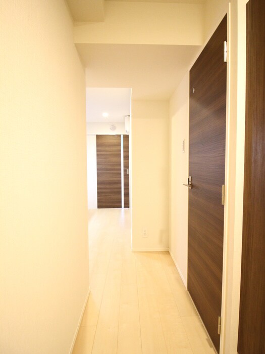 物件内観写真19　(廊下)