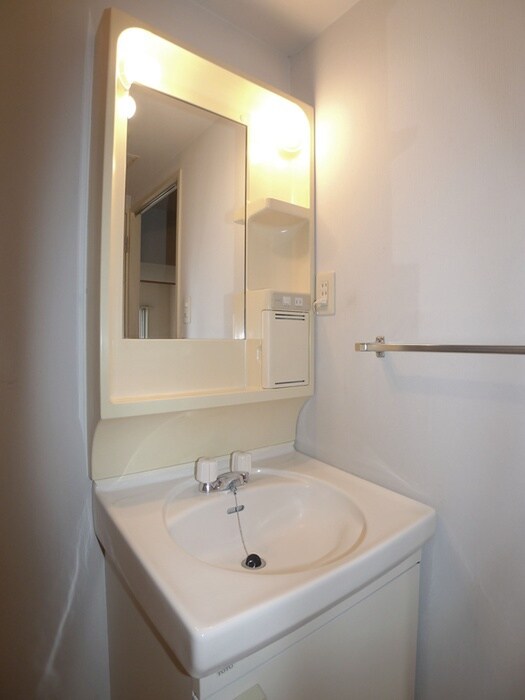 物件内観写真10　(洗面)