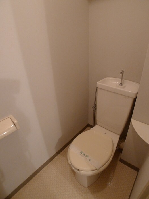 物件内観写真11　(トイレ)