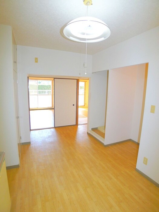 物件内観写真8　(居室)