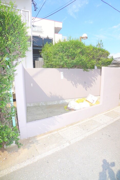 物件外観写真4　(建物設備)