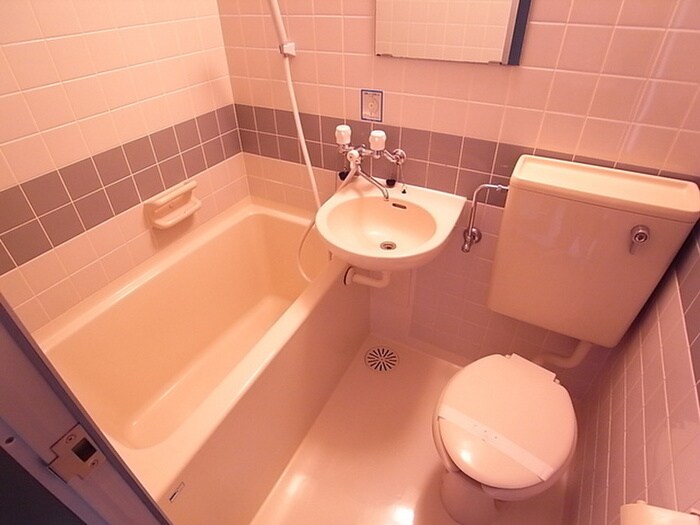 物件内観写真5　(バス／シャワールーム等)