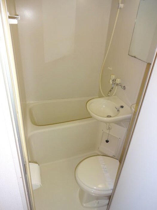 物件内観写真13　(バス／シャワールーム等)