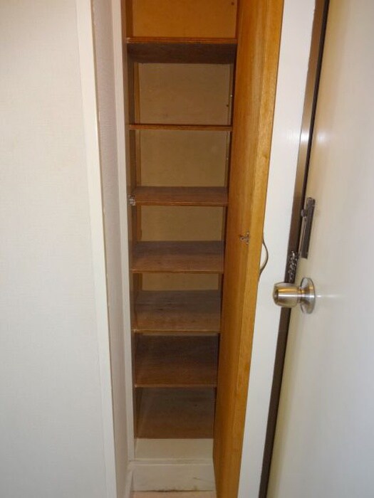 物件内観写真15　(靴箱)