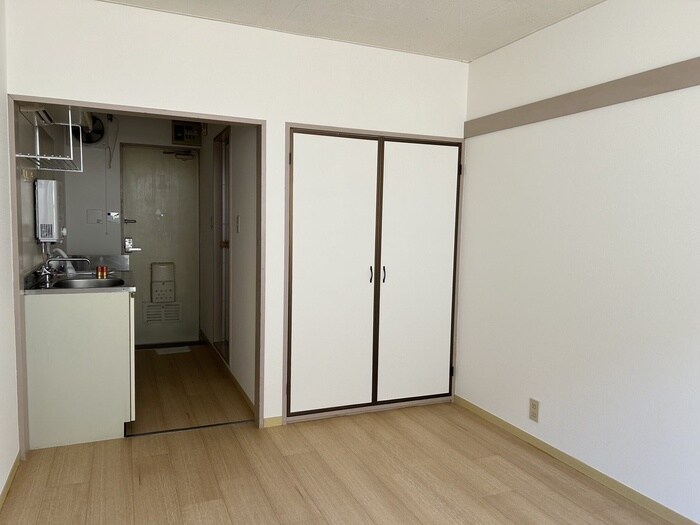 物件内観写真12　(居室)