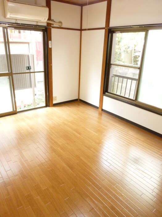 物件内観写真5　(居室)