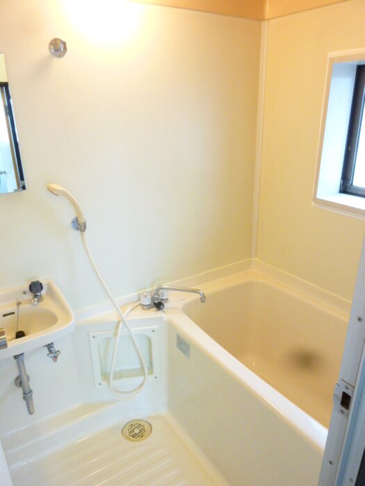 物件内観写真10　(バス／シャワールーム等)