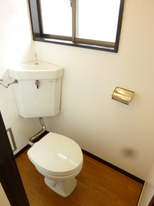 物件内観写真12　(トイレ)