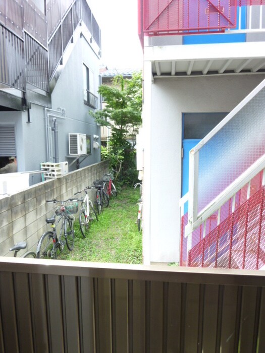 物件内観写真16　(室内からの展望)