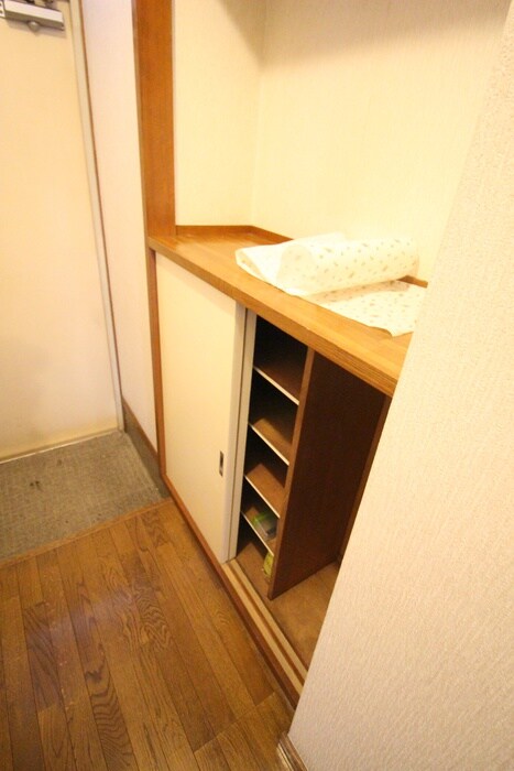 物件内観写真18　(靴箱)