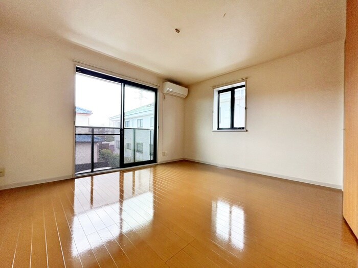 物件内観写真11　(居室)