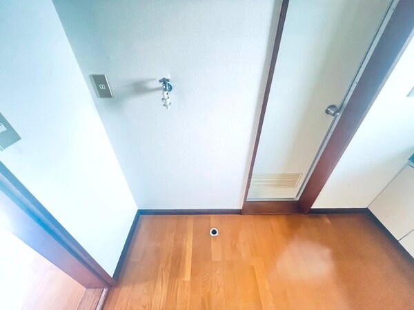 洗濯機置場