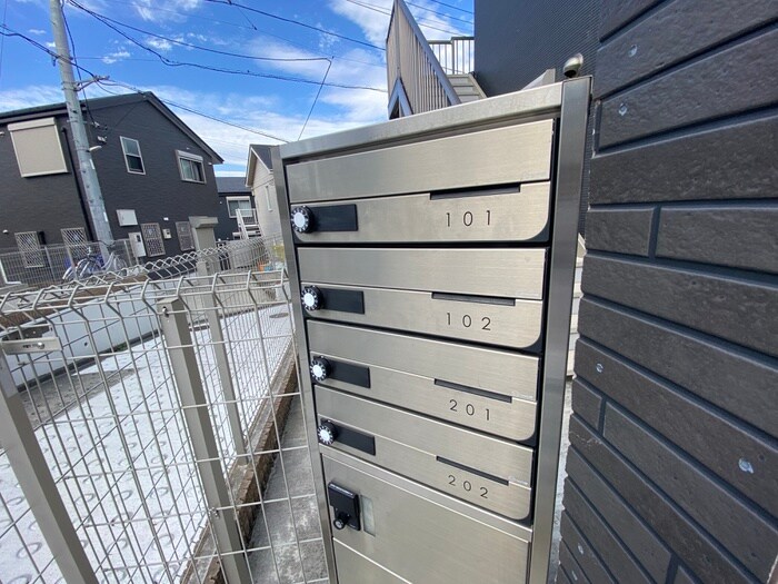 物件外観写真4　(建物設備)