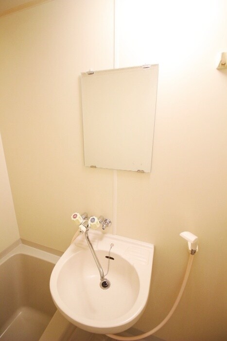 物件内観写真9　(洗面)