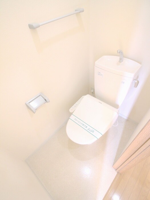 物件内観写真11　(トイレ)