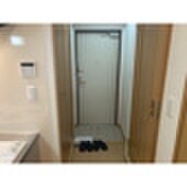 物件内観写真14　(玄関)