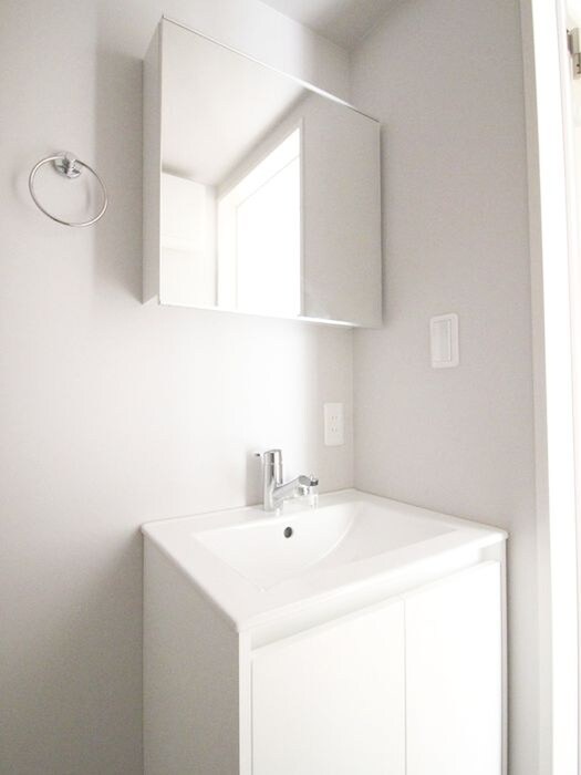 物件内観写真14　(洗面)