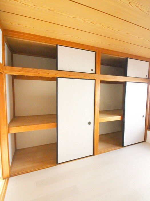 物件内観写真10　(収納)