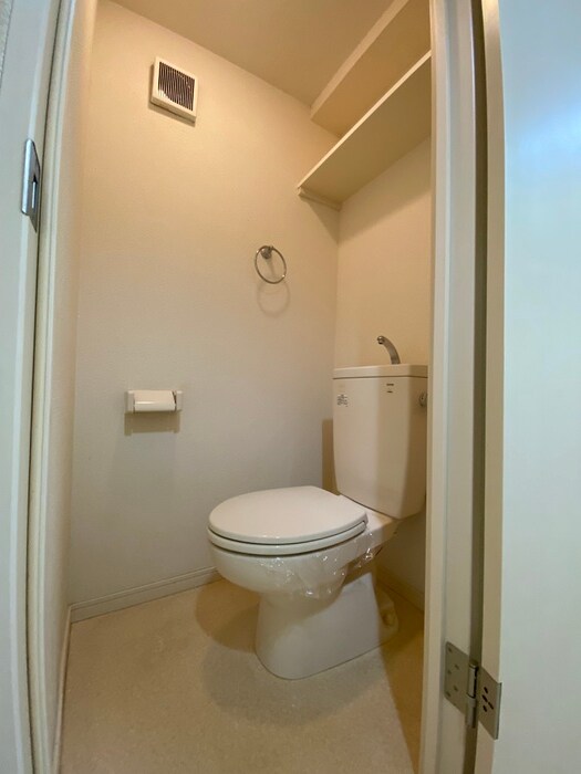 物件内観写真9　(トイレ)