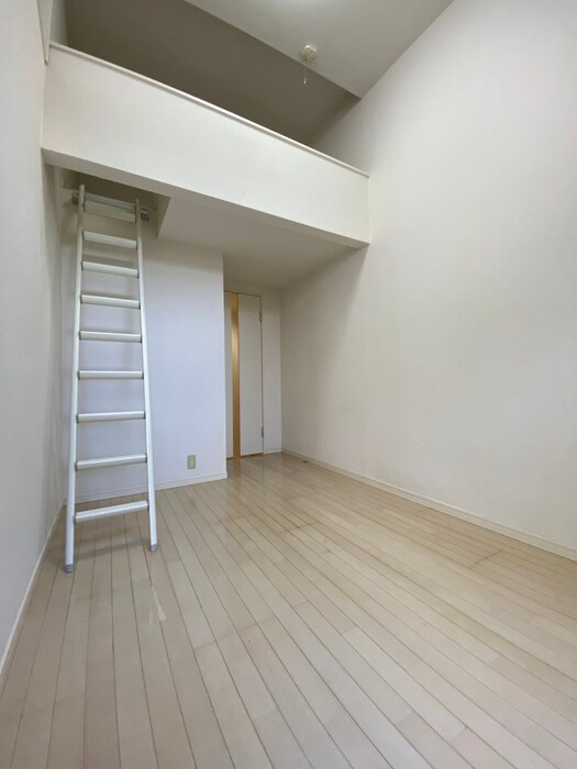 物件内観写真18　(居室)