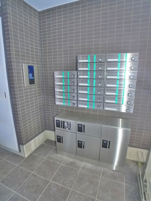 物件外観写真4　(建物設備)