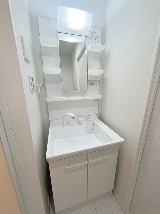 物件内観写真10　(洗面)