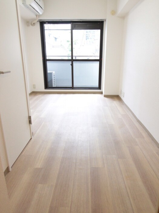 物件内観写真13　(居室)