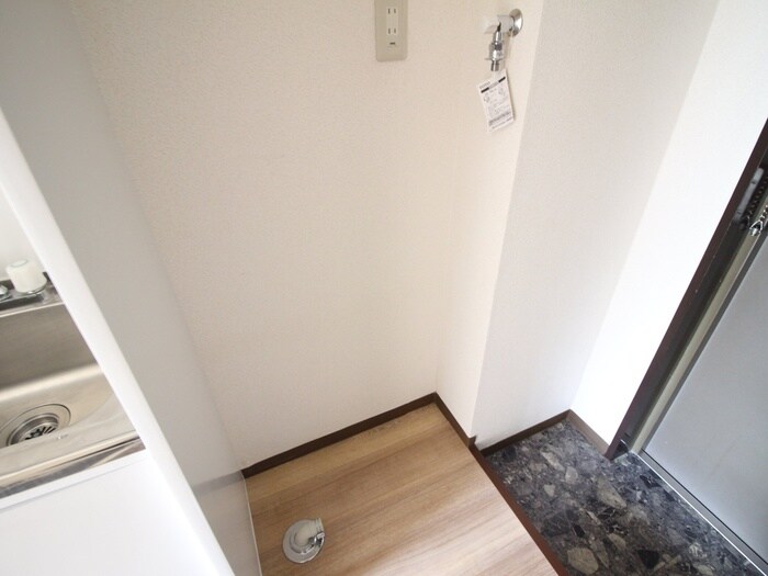 物件内観写真22　(洗濯機置場)