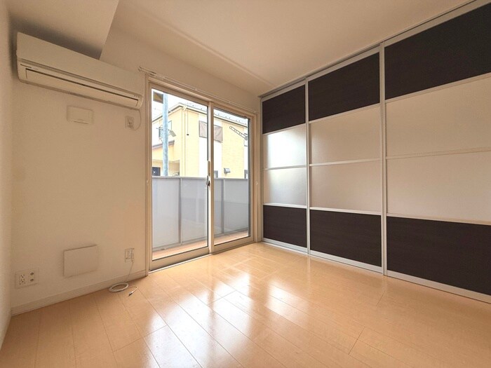 物件内観写真9　(居室)