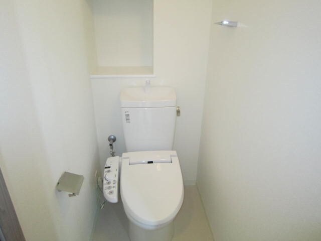 物件内観写真15　(トイレ)