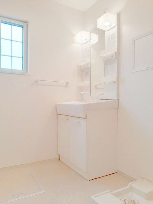 物件内観写真9　(洗面)