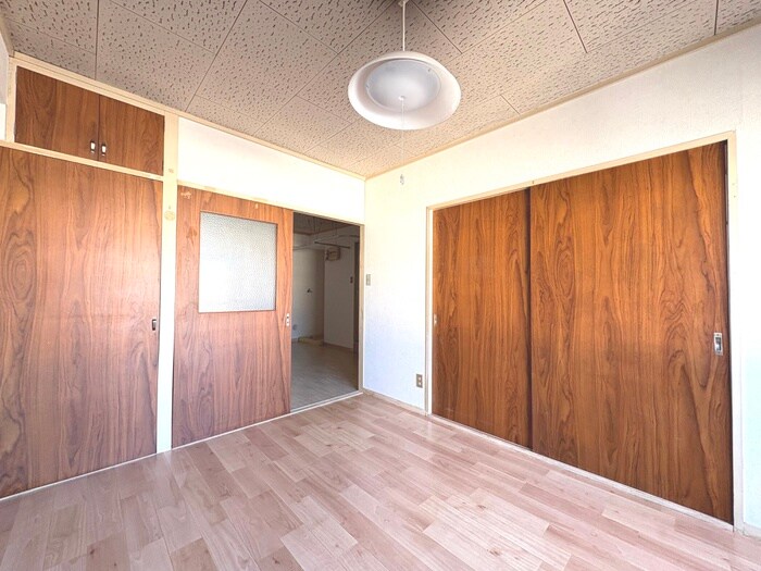 物件内観写真10　(居室)