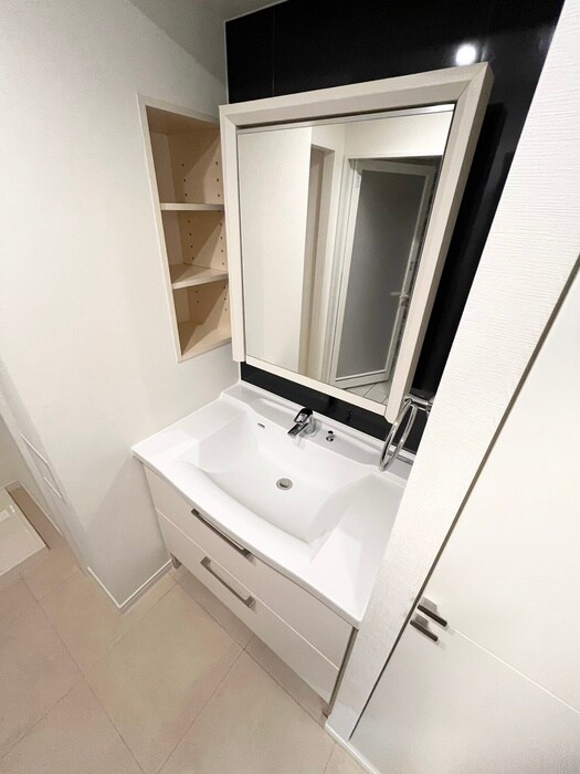 物件内観写真11　(洗面)