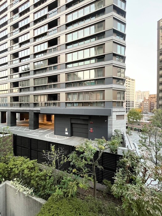 物件内観写真21　(室内からの展望)