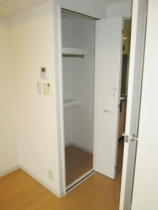 物件内観写真8　(収納)