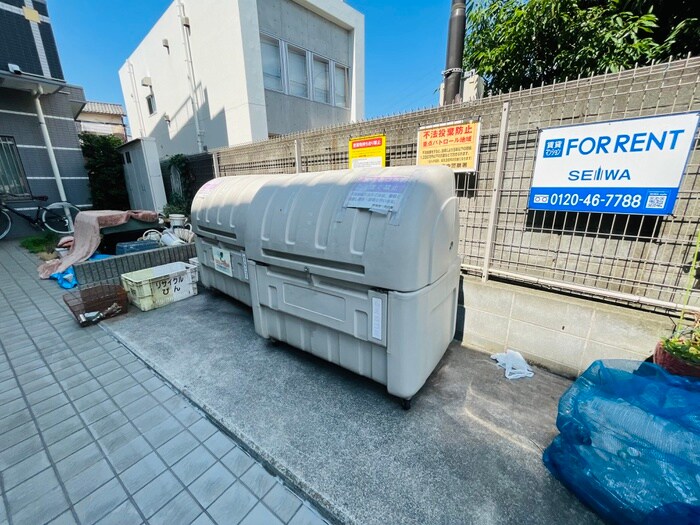 物件外観写真4　(建物設備)