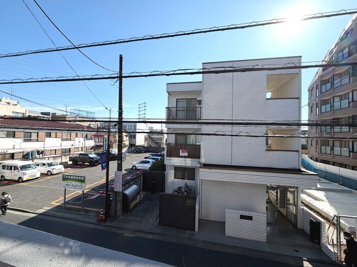 物件内観写真17　(室内からの展望)