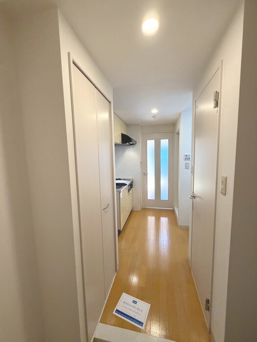 物件内観写真20　(廊下)