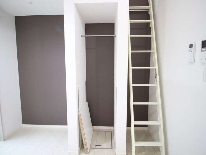 物件内観写真16　(収納)