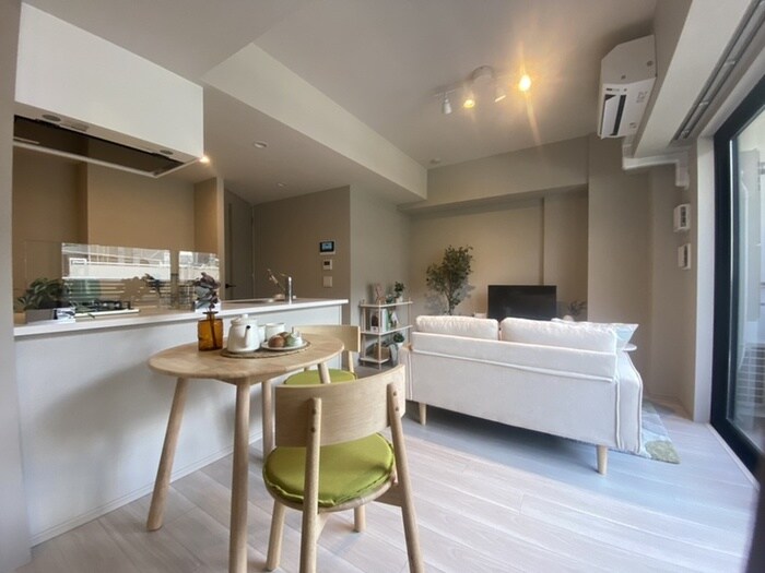 物件内観写真10　(居室)