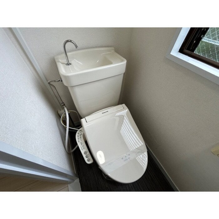 物件内観写真13　(トイレ)