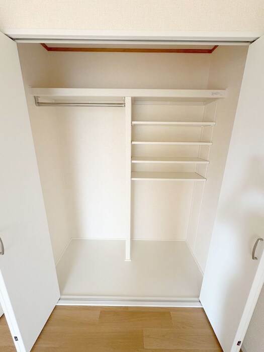 物件内観写真8　(収納)