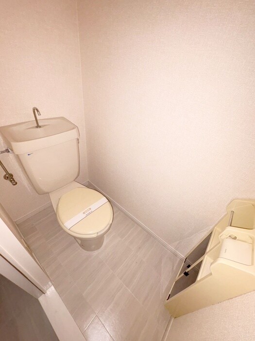 物件内観写真12　(トイレ)